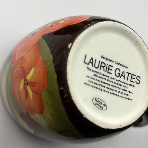 Laurie Gates floral design set of three mugs - Picture 12 of 15